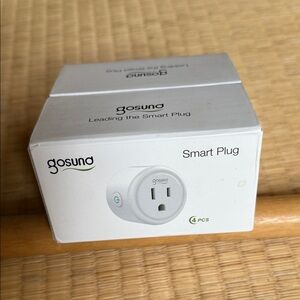 New 4 Smart Plug - White